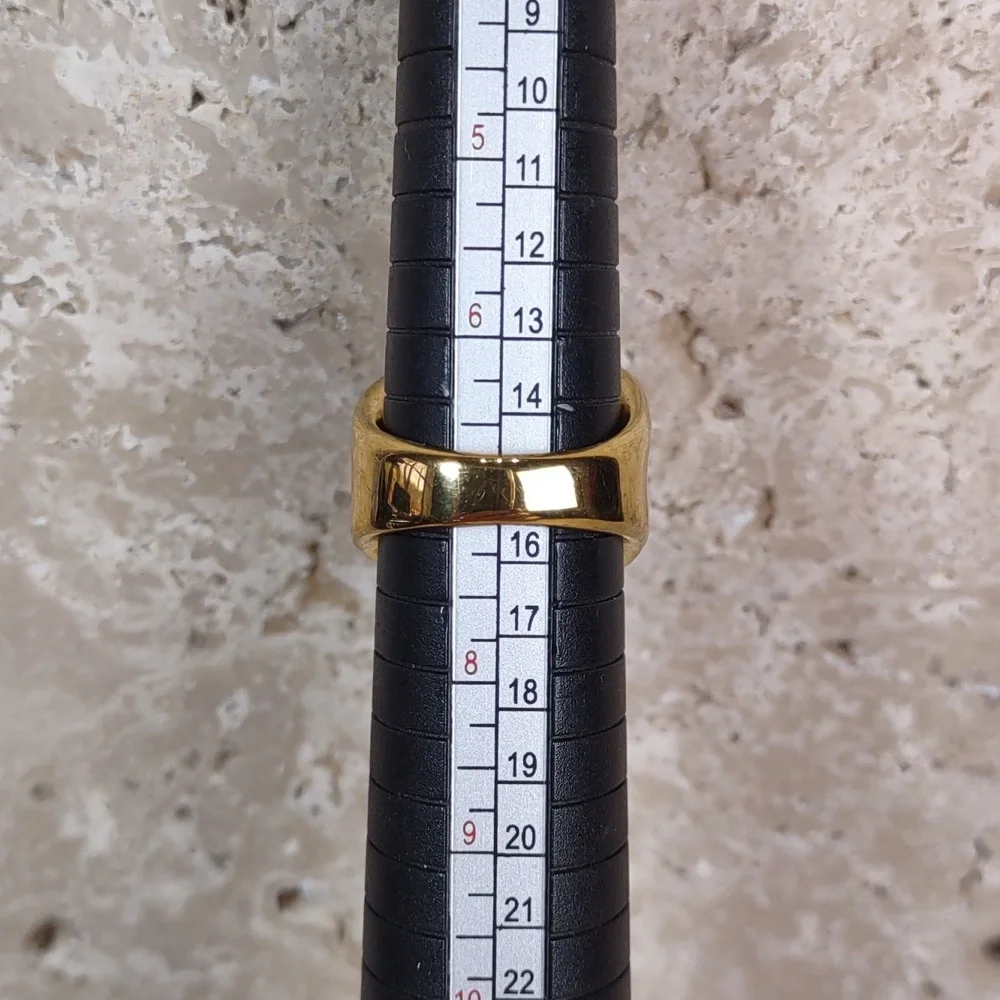 Rustic Cuff Gold Folded Band Ring - Picture 5 of 7